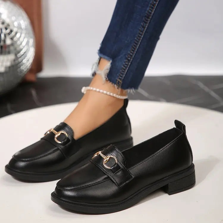 2024 Spring Women’s Leather Shoes British Style Metal Chain Black Mary Jane Low Heels Ladies Casual Loafers Plus Size 43