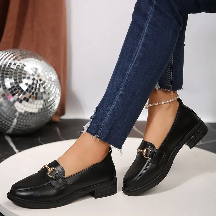 2024 Spring Women’s Leather Shoes British Style Metal Chain Black Mary Jane Low Heels Ladies Casual Loafers Plus Size 43