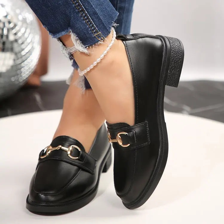 2024 Spring Women’s Leather Shoes British Style Metal Chain Black Mary Jane Low Heels Ladies Casual Loafers Plus Size 43