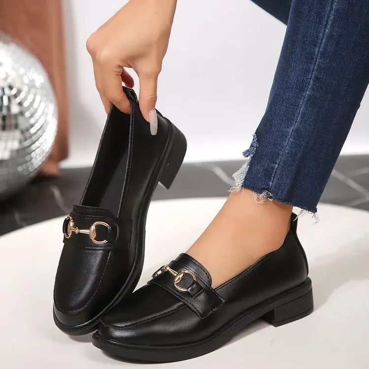 2024 Spring Women’s Leather Shoes British Style Metal Chain Black Mary Jane Low Heels Ladies Casual Loafers Plus Size 43