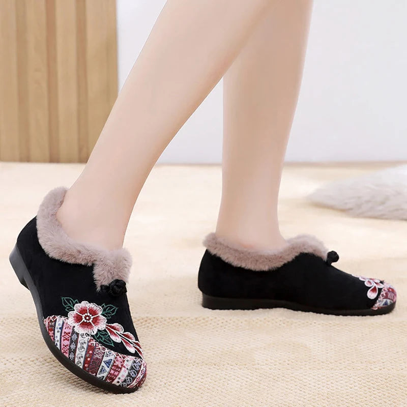 Women’s warm Plucked thickened shoes fashion embroidery patchwork shoes for lady lightweight soft comfortable non slip shoes