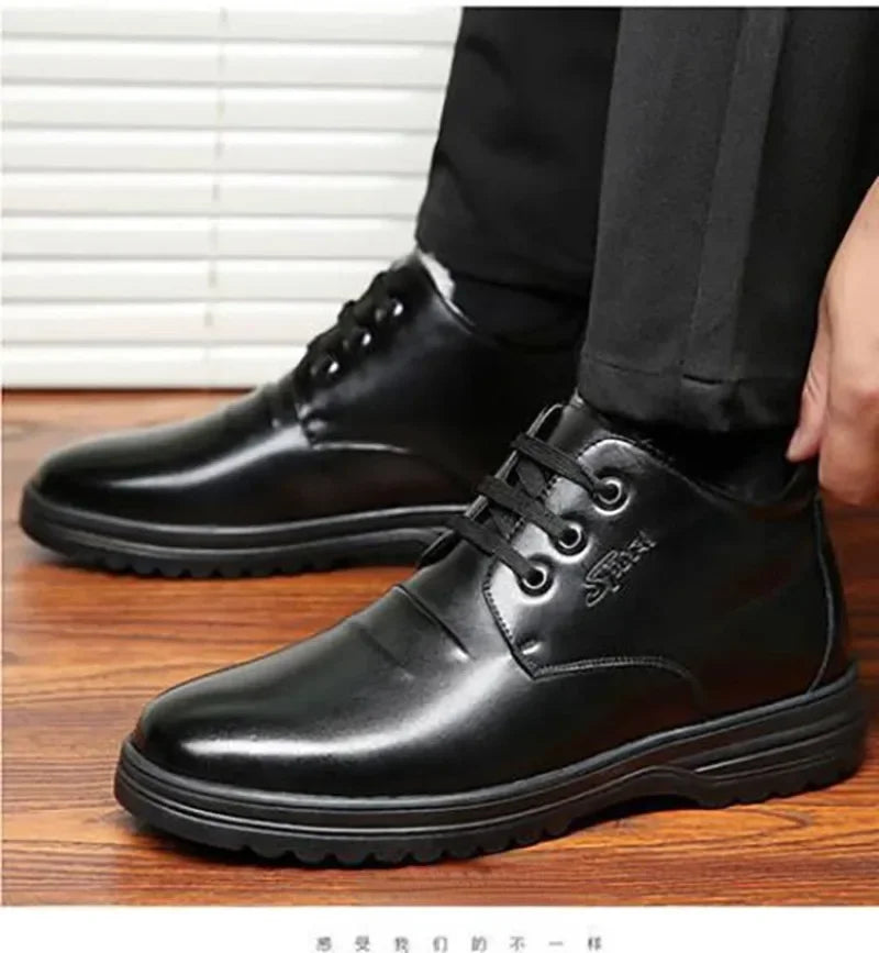 New Man Genuine Leather Snow Plush Thicken Men’s Boot Handmade Winter Lace Up Shoes Casual Comfortable Ankle Boots Loafers Men