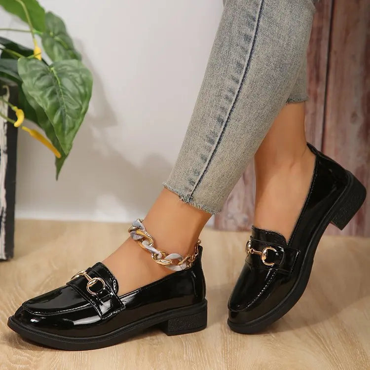 2024 Spring Women’s Leather Shoes British Style Metal Chain Black Mary Jane Low Heels Ladies Casual Loafers Plus Size 43